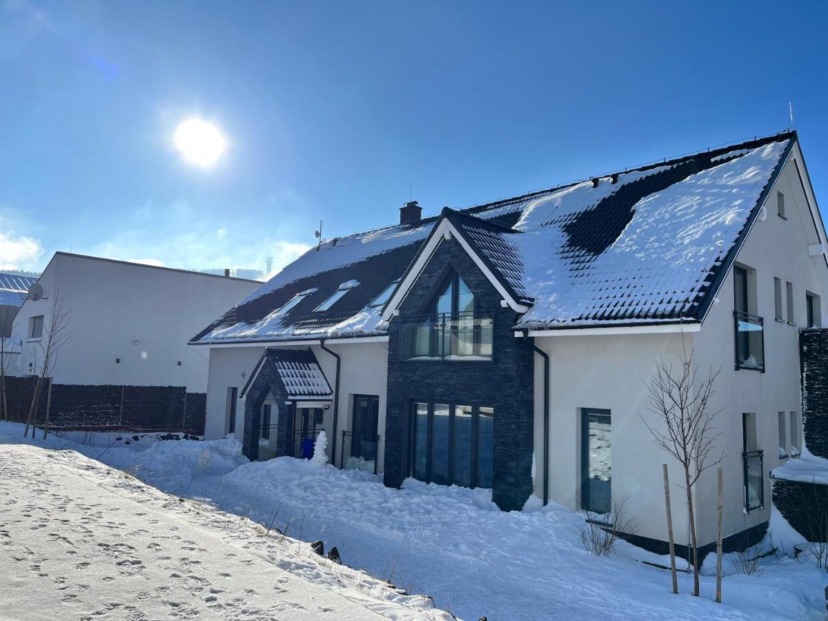 Family Apartments Klinovec Лоучна-под-Клиновцем Экстерьер фото