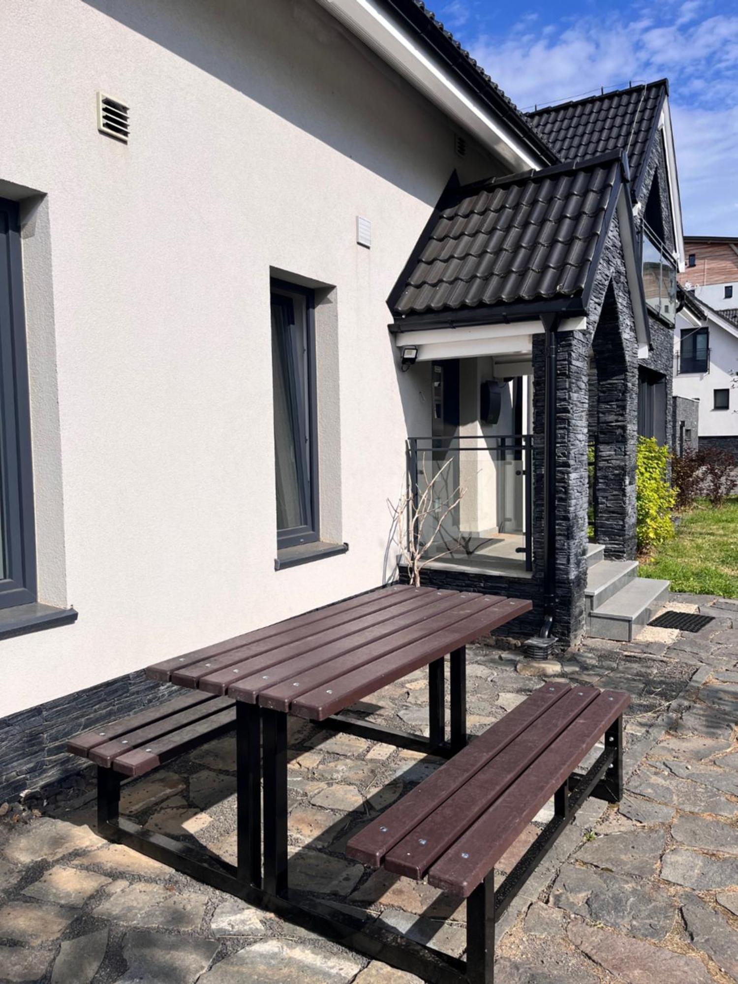 Family Apartments Klinovec Лоучна-под-Клиновцем Экстерьер фото